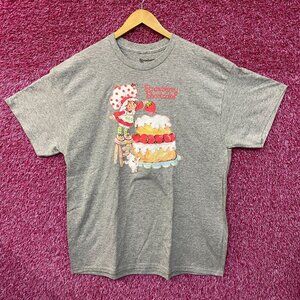 Strawberry Shortcake & Custard Giant Pastry Cartoon Tee L